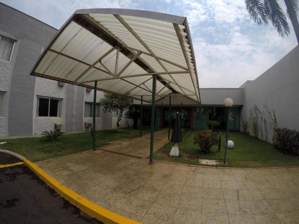 Hotel Dan Inn Uberaba & Convencoes By Nacional Inn Exterior photo